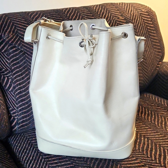 Louis Vuitton Handbags - Louis Vuitton Large Noé Feedbag